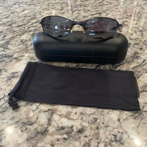 Black Oakley Sunglasses